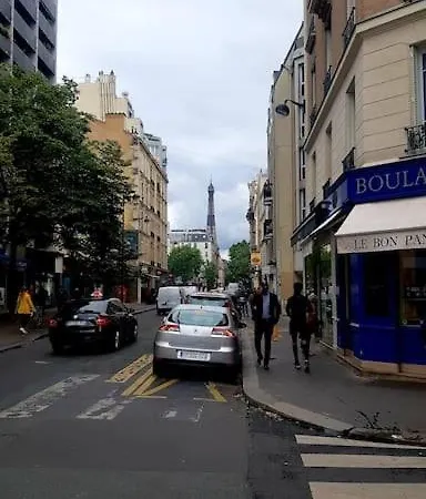 Near Eiffel Tower - アパート